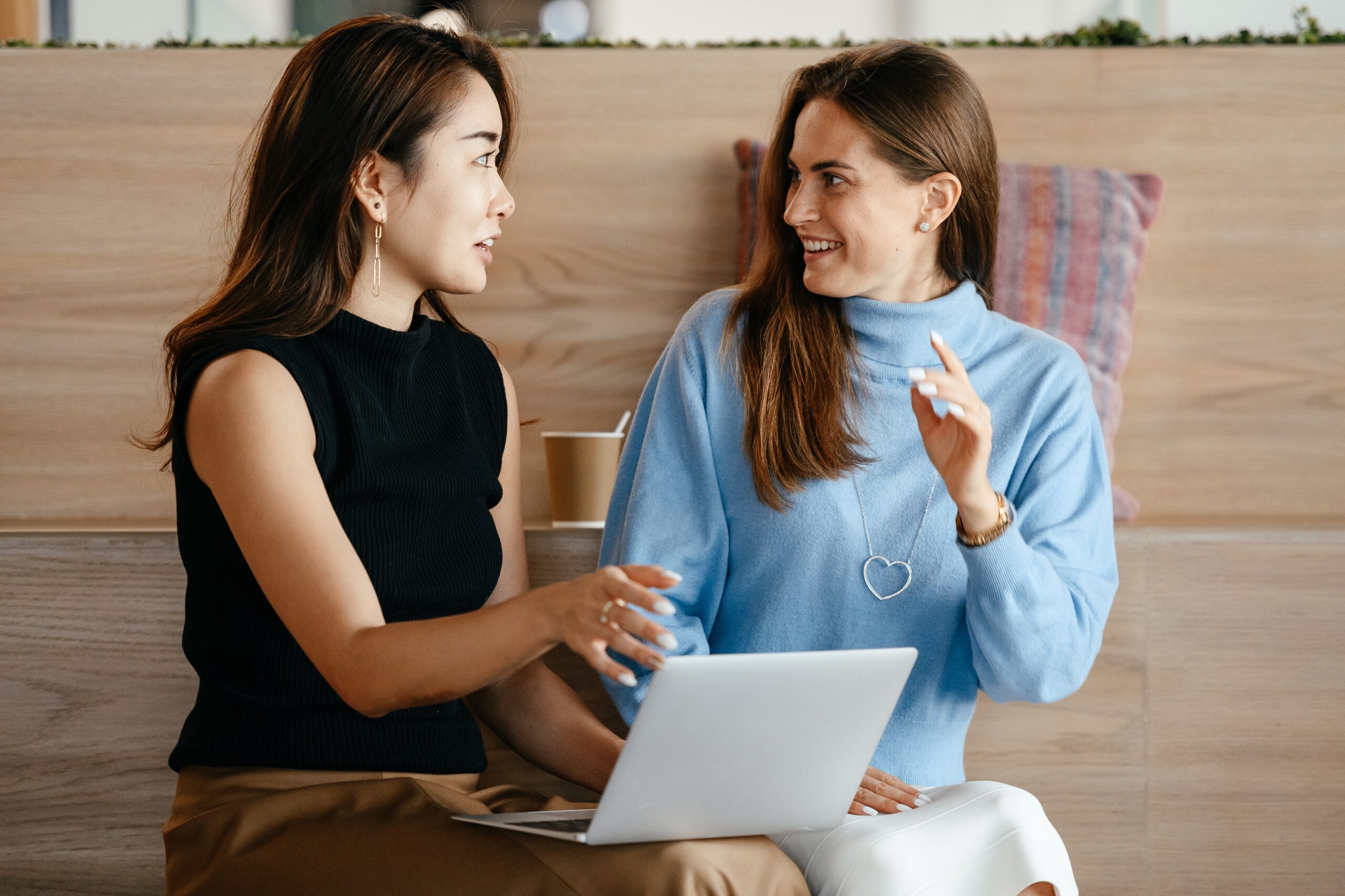 Benefits of Choosing Apollo Insurance