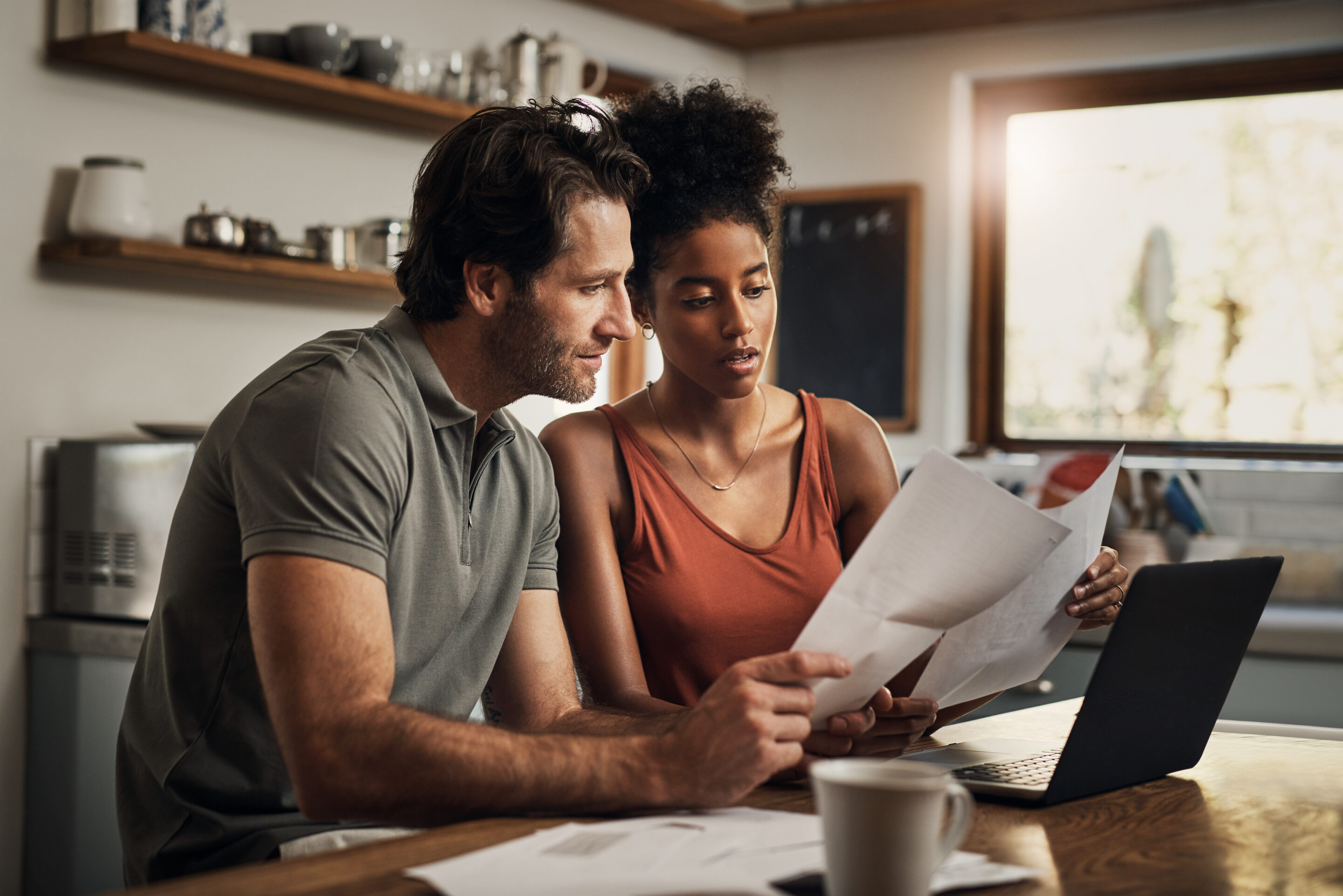 Licensed Apollo Insurance agent helping a client work through the open enrollment checklist
